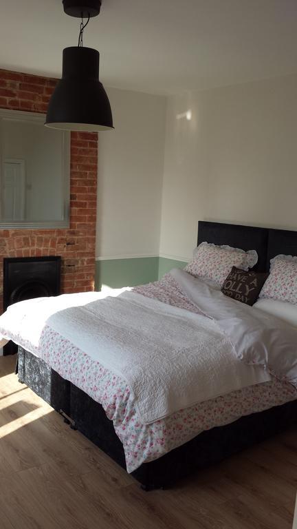 The Railway Inn Westerfield Habitación foto